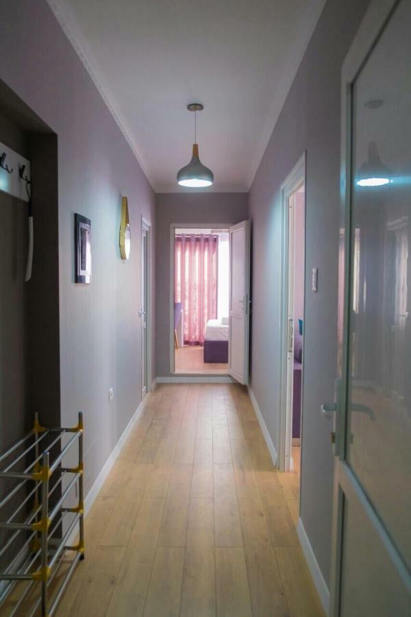 Modern Furnished Apartment with View Tirana Exterior foto
