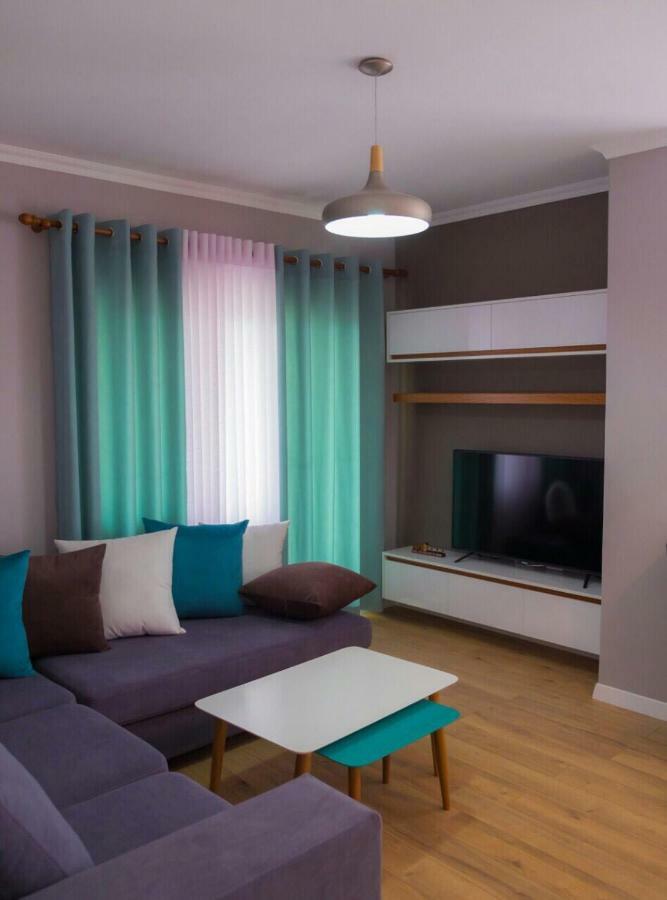 Modern Furnished Apartment with View Tirana Exterior foto